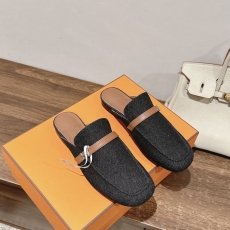 Hermes Slippers